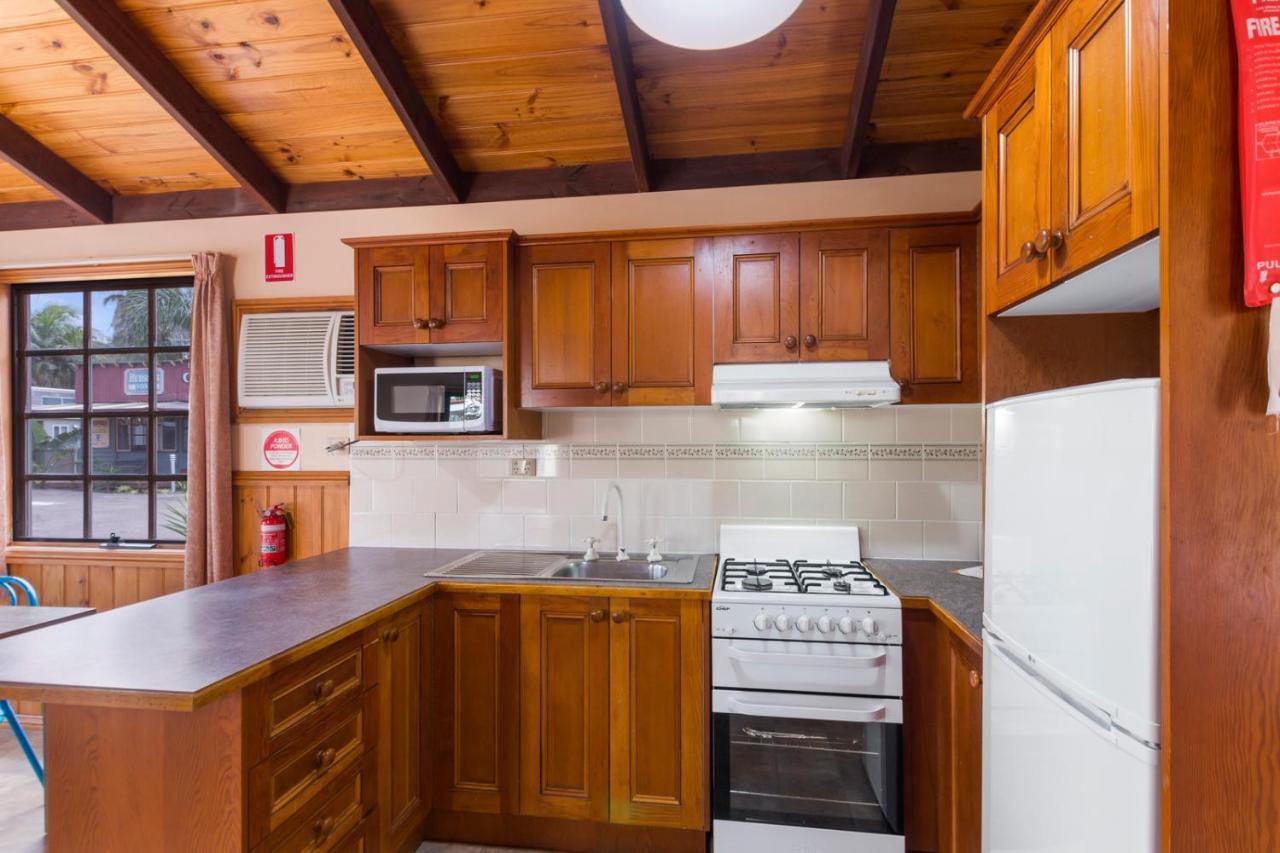 Wairo Beach Holiday Park Tabourie Lake Экстерьер фото